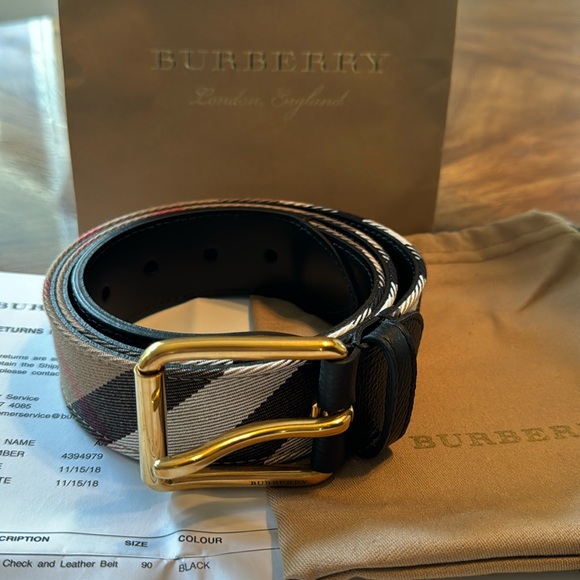 Burberry Other - Burberry men’s belt. Size 90  house check and leather belt (black)